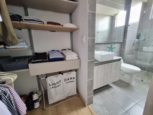 Apartamento En Venta En Envigado Barrio Loma De Los Mesa