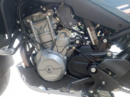 Cfmoto 800mt