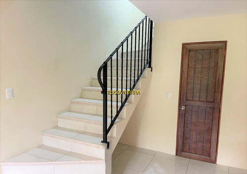 Moderno Apartamento En Venta, Dos Niveles, Dos Amplios Dormitorios, Incluye Area Para Jardin