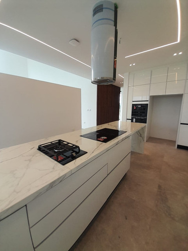 Puembo Vendo Hermosa Casa Por Estrenar 3 Dormitorios Jardín
