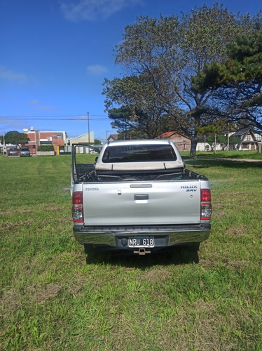 Toyota Hilux 3.0 Cd Srv Cuero 171cv 4x4 2014