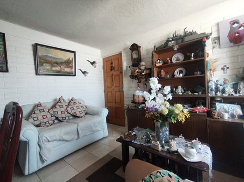 Venta Depto Tercer Piso 2d/1b/1e, Villa Alemana.