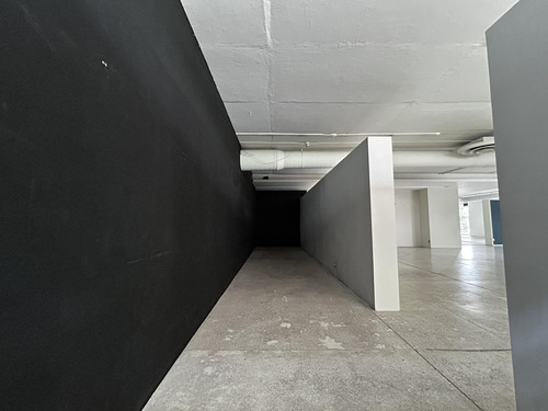 Oficina En Renta - Juan Vázquez De Mella Piso 1 - 498 M2