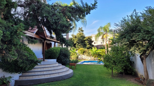 San Miguel - Exclusiva Propiedad - Con Consultorio, Oficina O Departamento Independiente Con Baño