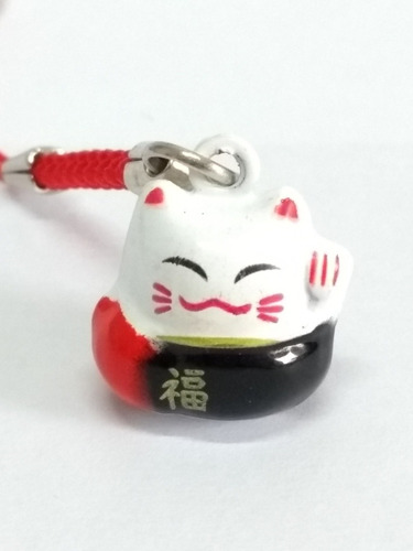 Imagem 3 de 3 de Chaveiro Maneki Neko C/ Guizo Pingente P/ Celular Ref-c Novo