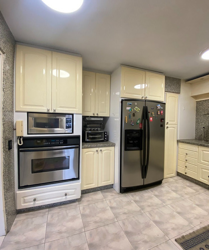 Venta De Apartamento En Las Acacias