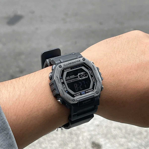 Reloj Casio Standard MWD-110h-8bvdf para hombre, color de la correa gris, color del bisel, color plateado, color de fondo negro