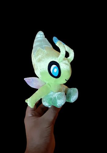 Celebi 20 Cm Peluche Pokémon Tipo Psíquico/planta