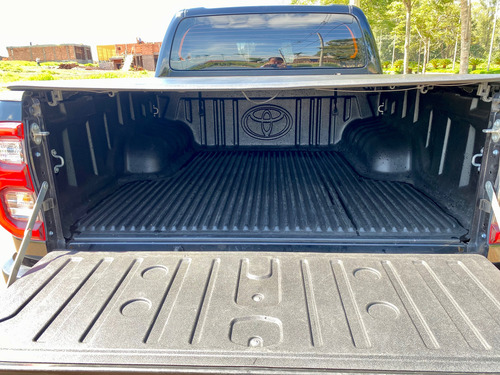 Toyota Hilux 2.8 Tdi Srx Cab. Dupla 4x4 Aut. 4p 204 hp