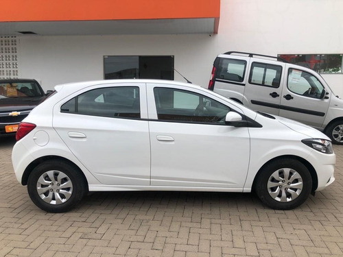 Chevrolet Onix 1.0 Mpfi Lt 8v Flex 4p Manual