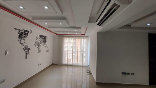 Imagen 2 de 14 de Apto En Venta Monte Mayor88mts Alexandra Ramírez 04147041922