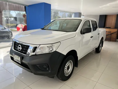 Nissan NP300 2.4 Doble Cabina Se Aa Pack Seg Mt