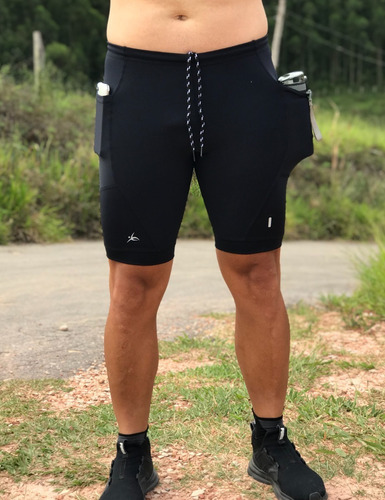 Imagem 4 de 6 de Bermuda De Compressão Masculina Com Bolso Corrida