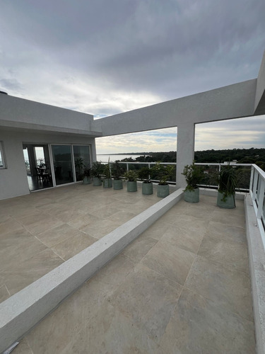 Venta Departamento 1 Dormitorio En Centro De Atlántida