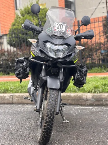 Versys 300