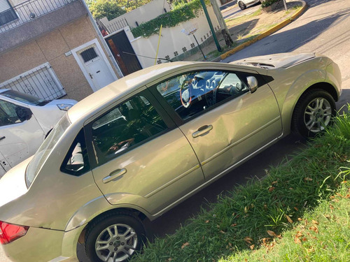 Ford Fiesta Max Automático
