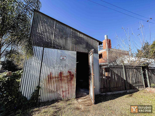 Casa En Alquiler - 1 Dormitorio 1 Baño - 195mts2 - Villa Elisa, La Plata