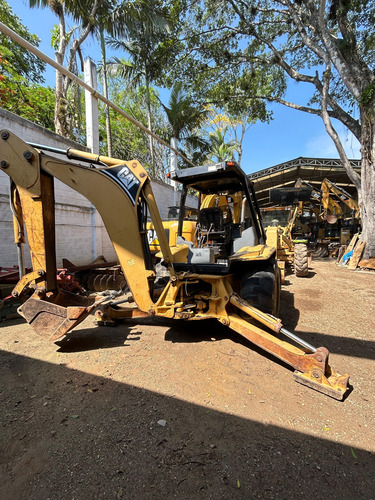 Retroexcavadora Caterpillar 416c 4x2