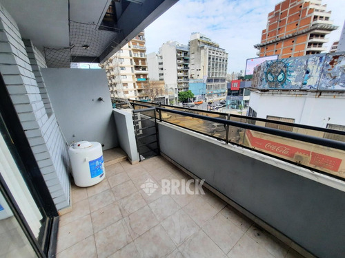 Gascon Y Av. Cordoba - Frente 38 M2 Impec Baulera Balcon Todo Sol