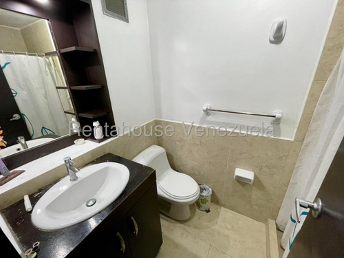 Moderna Casa En Venta Este De Barquisimeto. Urbanizacion Colinas Del Viento 25-20497 As-my