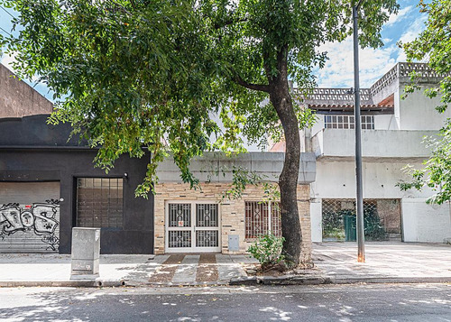 Venta Casa En Villa Santa Rita Con Patio Y Terraza