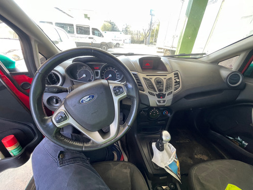 Ford Fiesta Kinetic 1.6 Design 120cv Titanium