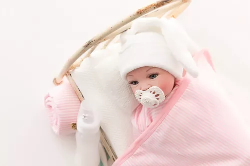 Bebê Boneca Reborn Original 100% Silicone Dormir + Coelha - R$ 549,99