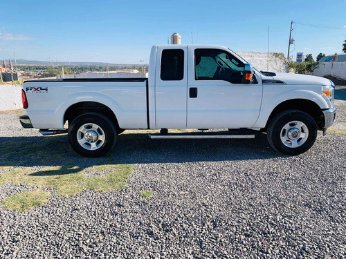 Imagen 7 de 15 de Ford F-250 4x4 Súper Duty