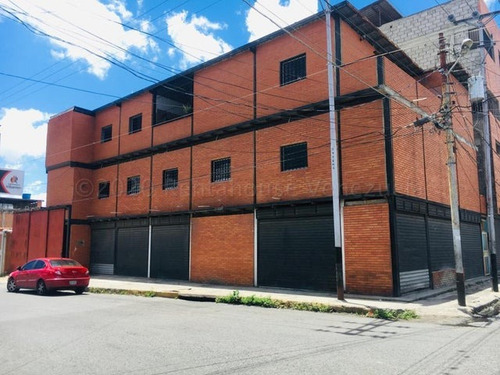 Edificio En Venta Centro De Barquisimeto Kenlimar Nieto 23-23481