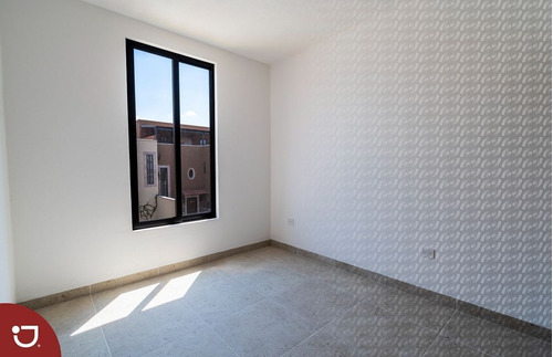 Imagen 21 de 30 de Casa A La Venta En Residencial De San Miguel De Allende, Gua