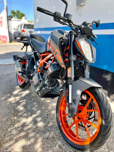 Ktm Duke 250 2023 Servicios De Agencia