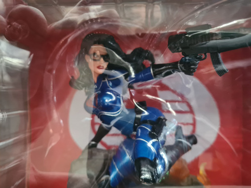Figura Gi Joe Cobra Baroness Diamond Select Toys (Usado)