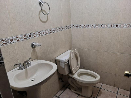 Imagen 9 de 12 de Casa Sola En Venta Fracc. Los Angeles, Dgo