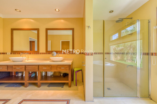 Casa En Venta 8 Ambientes En Barrio Privado Loma Escondida, Open Door