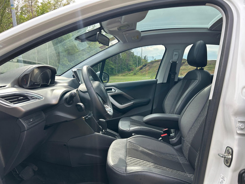 Peugeot 208 1.6 Allure Nav Tiptronic