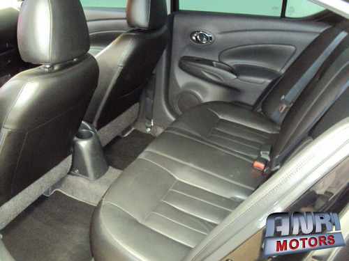 Nissan Versa Unique 1.6 Flex Automático Completo