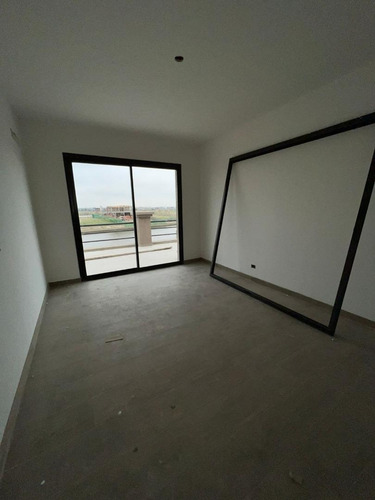 Imagen 19 de 24 de Casa En Venta En Barrio El Naudir