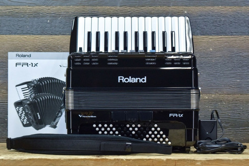 Imagen 1 de 9 de Roland Fr-1x V-accordion 26 Teclas 72 Piano Digital