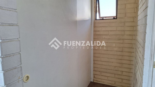 Casa En Venta Aislada De 3 Dorm. En Maipú, Villa Los Héroes