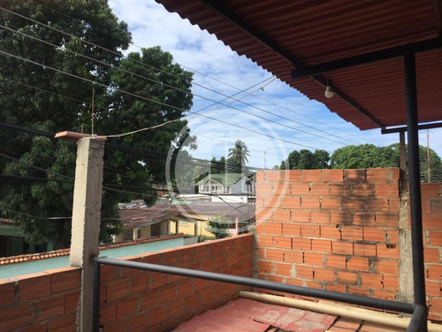 En Venta Casa En Saman De Guere De 91mts2, Dos Plantas. Se Escuchan Propuesta. Buena Ubicacion.