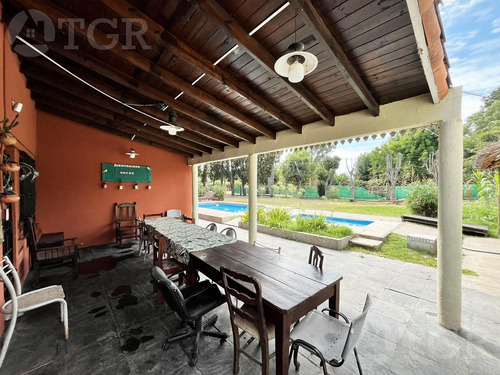 Venta Casa 6 Ambientes En General Rodriguez C/ Pileta Y Garage