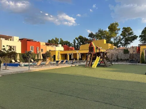Casa En Venta En Zirándaro San Miguel De Allende | Jardín Privado Y Rooftop