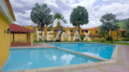 Imagen 22 de 29 de Adriana Castellanos Vende Hermoso Townhouse En Exclusivo Conjunto Privado, Los Frailes San Diego, Cod 147255