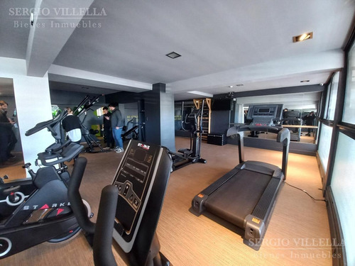 Imagen 25 de 30 de Departamento De Tres Dormitorios En Venta En Pichincha