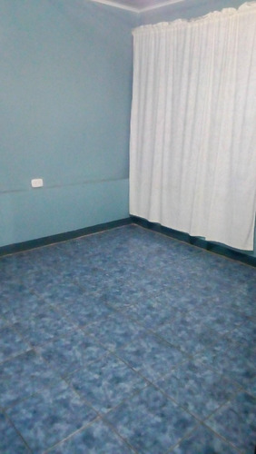Imagen 7 de 8 de Apto El Roble A Pareja No Garage Incluye Agua, Luz Y Cable Tv