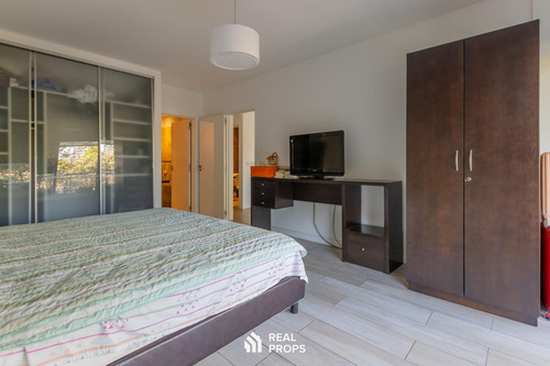 Alquiler De Departamento 2 Ambientes Amoblado, Con Cochera Y Vista Al Dique En Puerto Madero