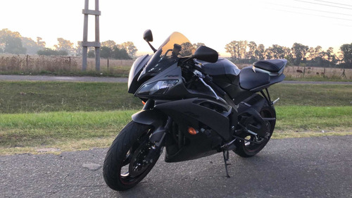 Yamaha R6