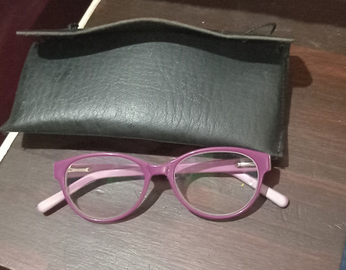 Anteojos De Mujer Violeta (Usado)