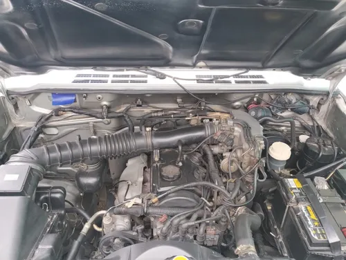 Mitsubishi Montero 2.4 V6