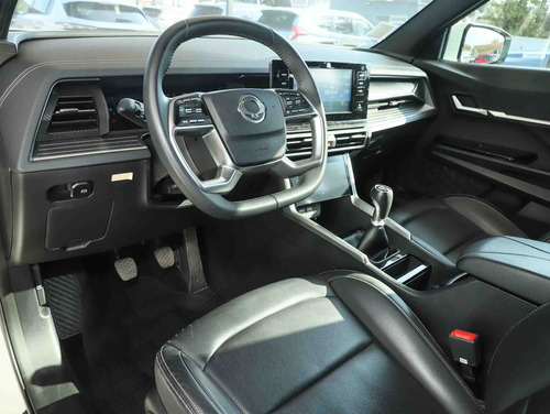 SsangYong Torres GLX 1.5T 2WD 6MT